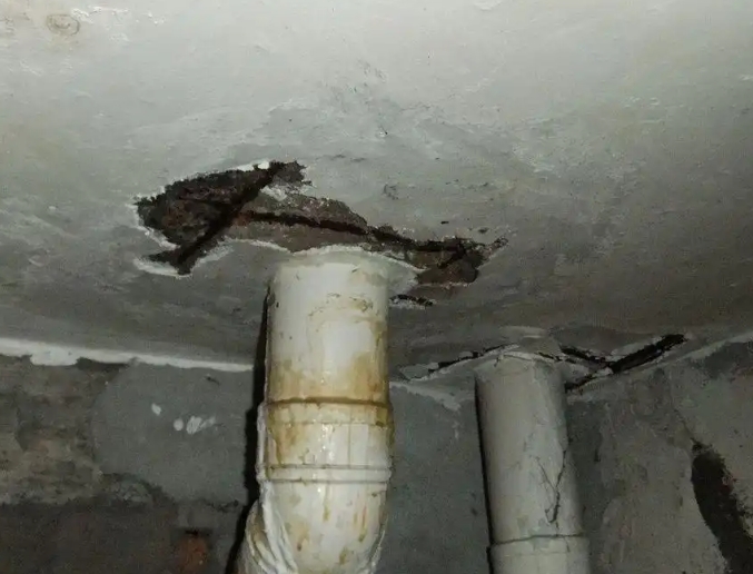 宝山卫生间漏水维修公司浅析宝山卫生间渗水维修的方法